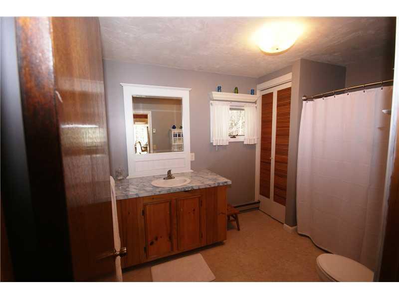 47 Chickadee Road Bridgton, ME 04009 - Photo 13 of 24 Bathroom.
