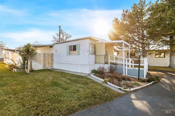 $49,500 | 419 Fruitland Avenue, Unit 8, Buhl, ID 83316