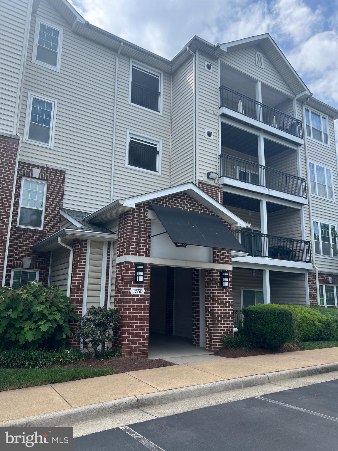 1550 Spring Gate Dr., Unit 8302 McLean, VA 22102 - Photo 1 of 40