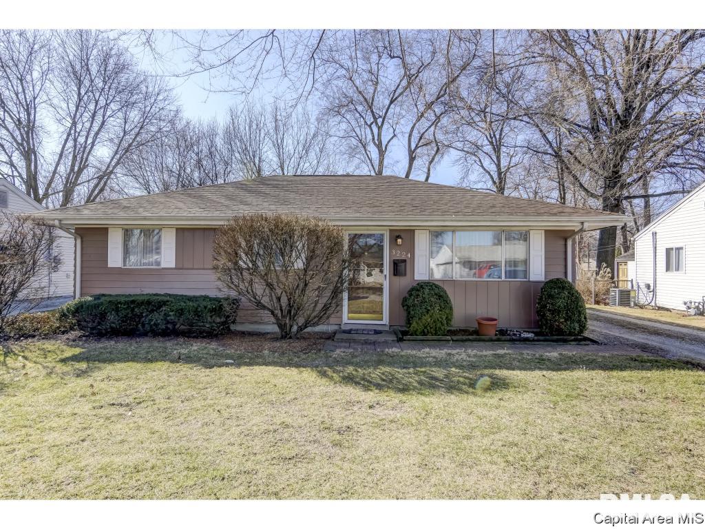 3224 Buckner Street Springfield, IL 62703 - Photo 1 of 33