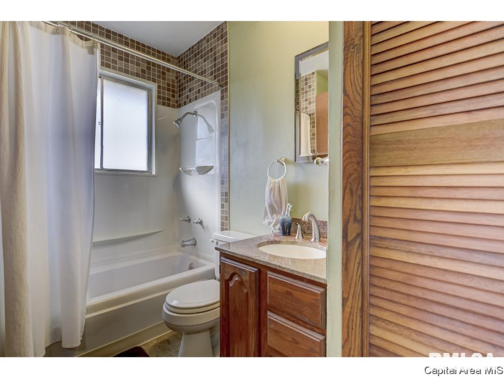 3224 Buckner Street Springfield, IL 62703 - Photo 15 of 33