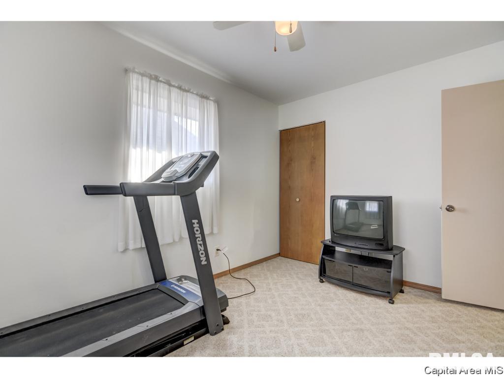 3224 Buckner Street Springfield, IL 62703 - Photo 22 of 33