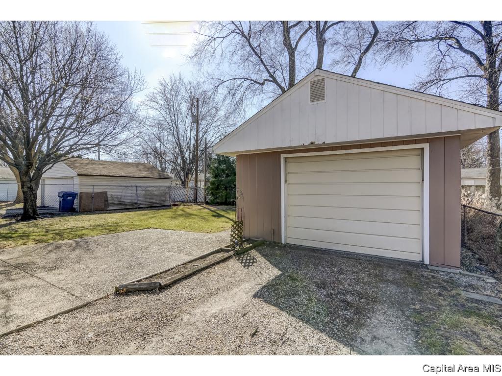 3224 Buckner Street Springfield, IL 62703 - Photo 31 of 33