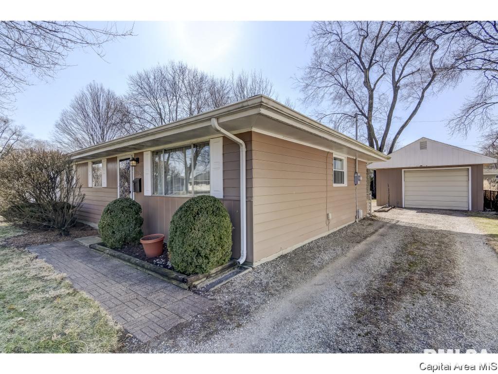 3224 Buckner Street Springfield, IL 62703 - Photo 4 of 33
