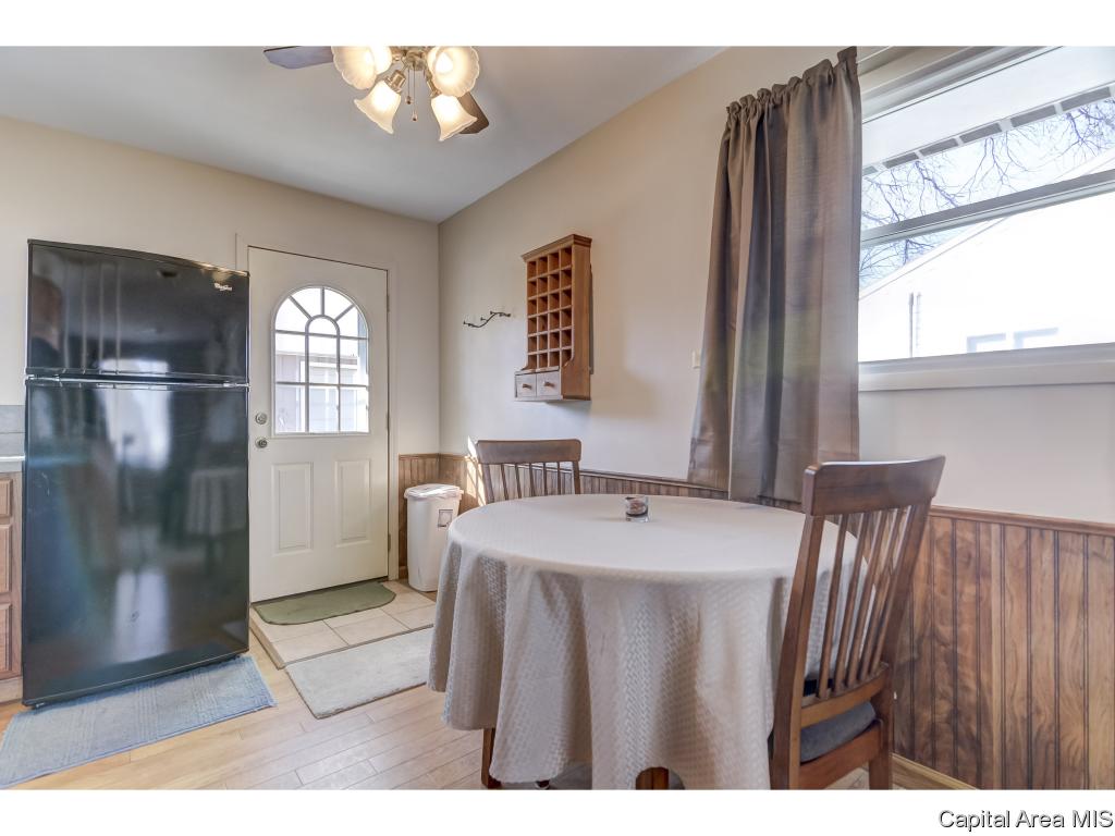 3224 Buckner Street Springfield, IL 62703 - Photo 9 of 33