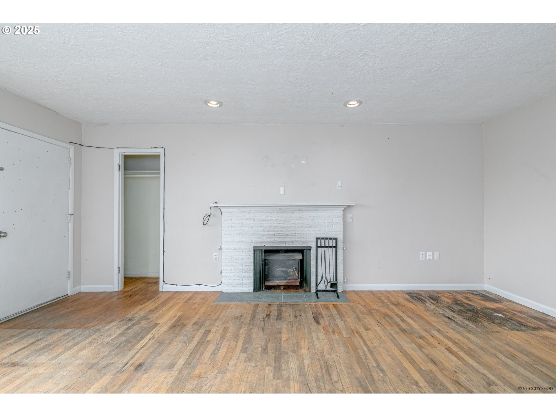 1533 Southwest Fairview Avenue Dallas, OR 97338 - Photo 9 of 26