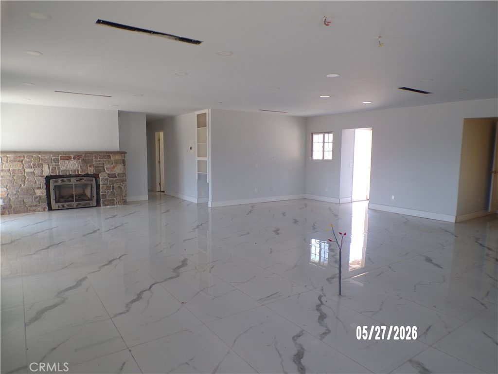 16420 Malahat Road Apple Valley, CA 92307 - Photo 4 of 8