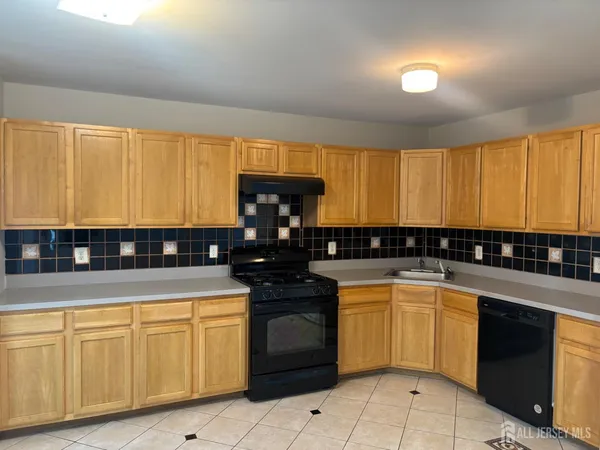 $3,800 | 131 Murray Drive, Old Bridge, NJ 08857