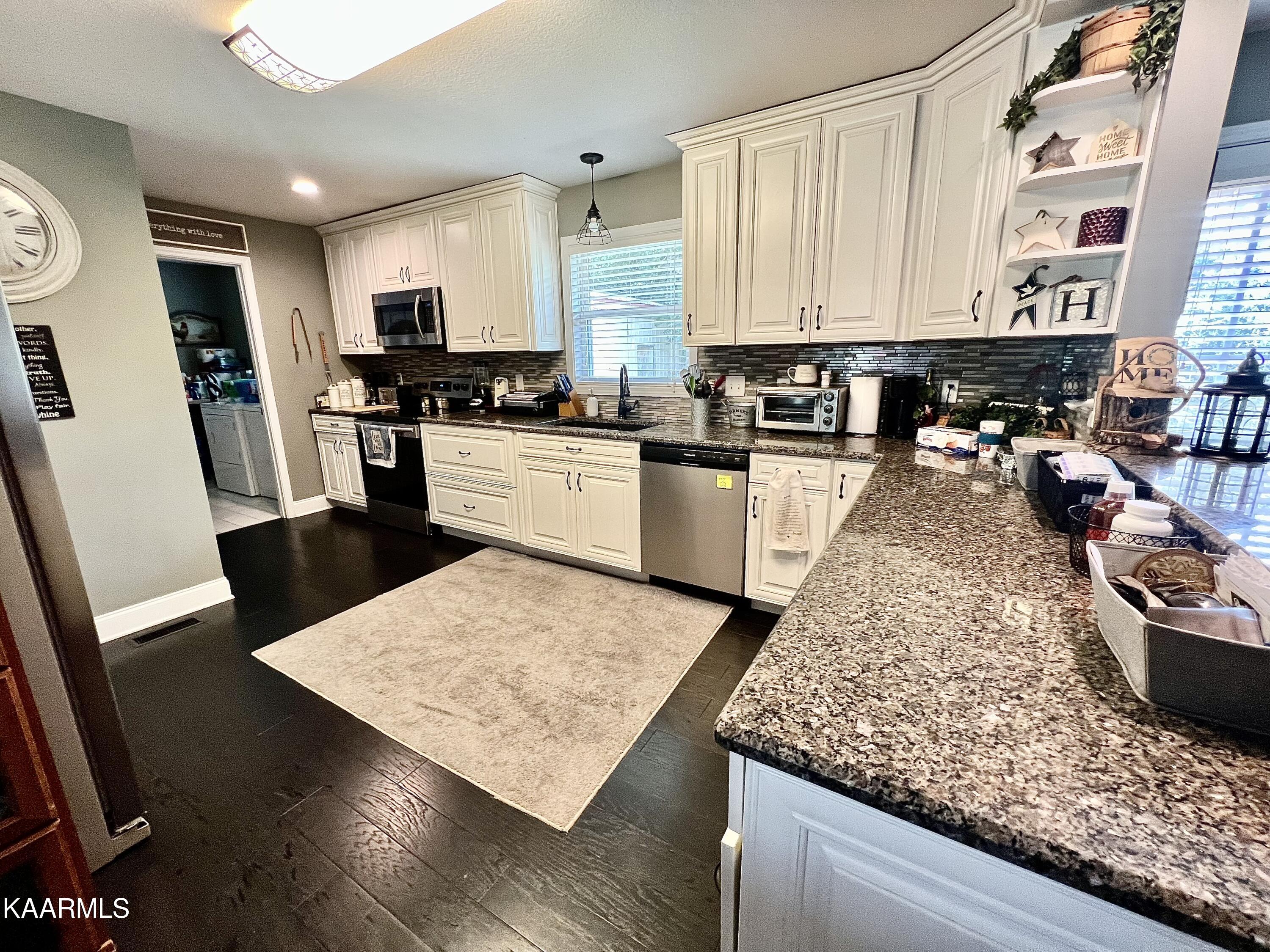7700 West Emory Road Knoxville, TN 37931 - Photo 12 of 44 IMG_3217