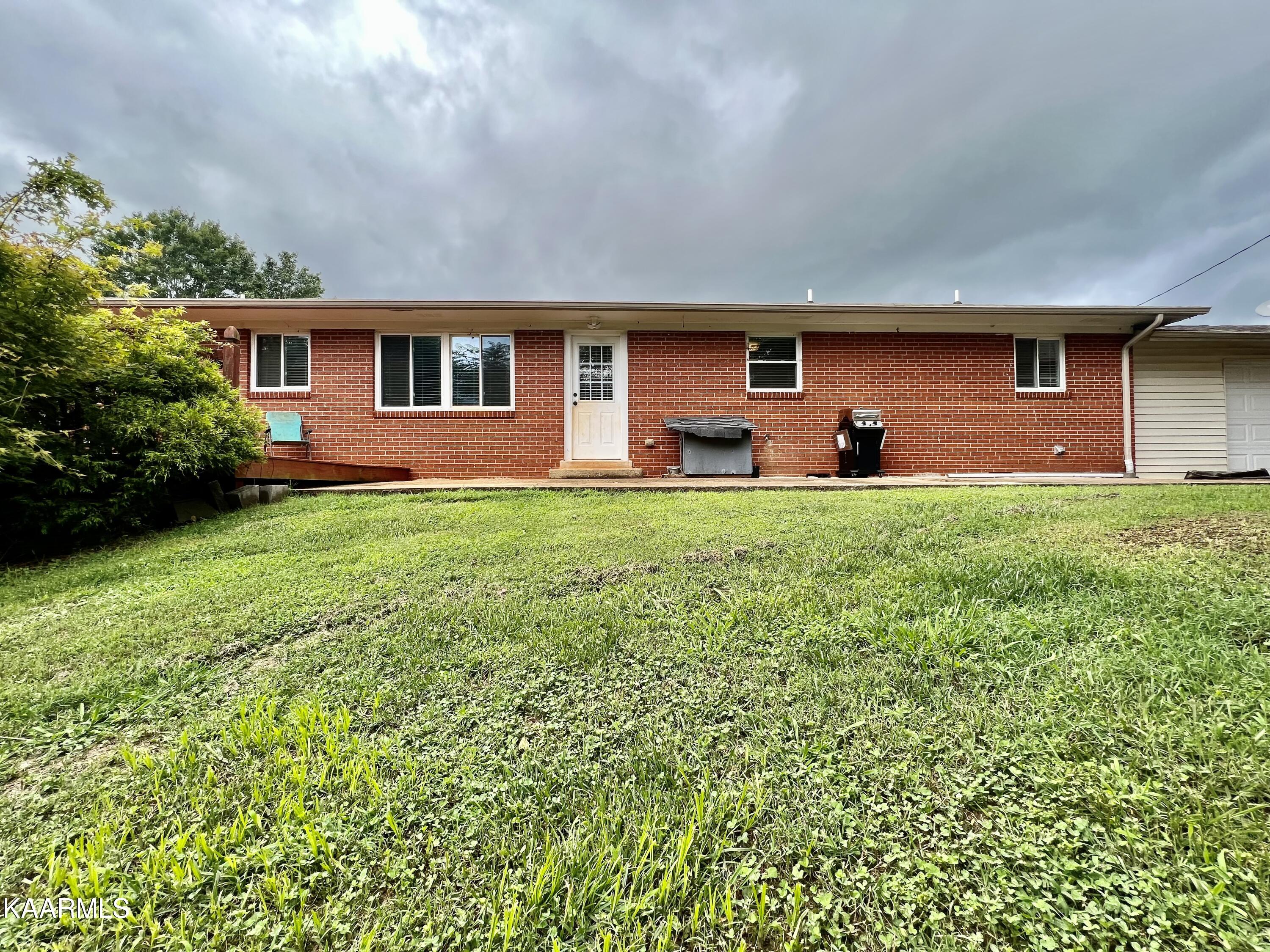 7700 West Emory Road Knoxville, TN 37931 - Photo 33 of 44 IMG_3234