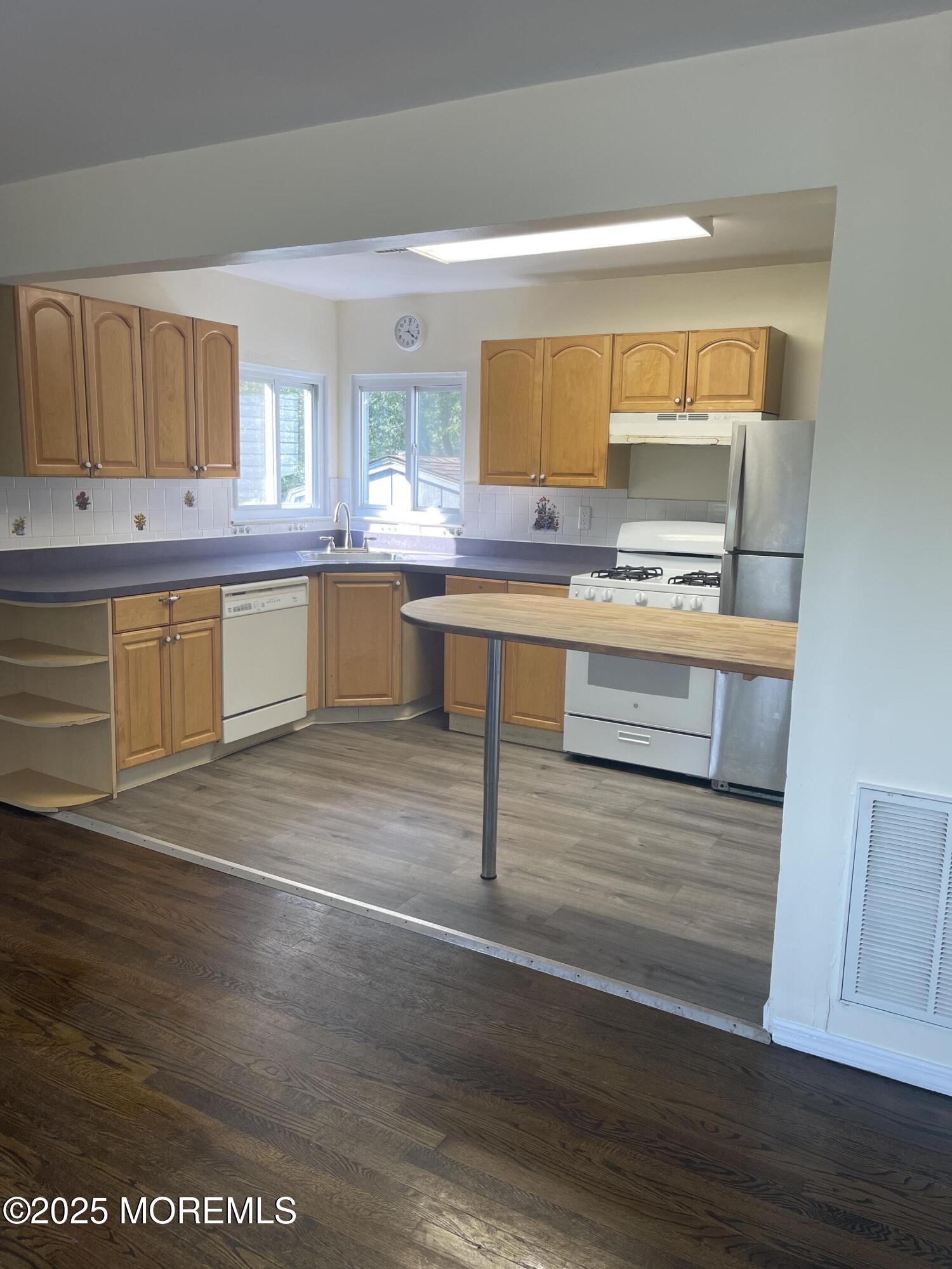 67 Burnt Tavern Road Brick, NJ 08724 - Photo 2 of 25 IMG_2758