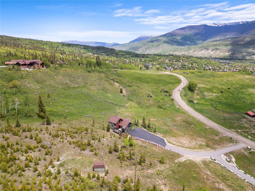 89 Emerald Road Silverthorne, CO 80498 - Photo 45 of 46 a view of a city with an ocean