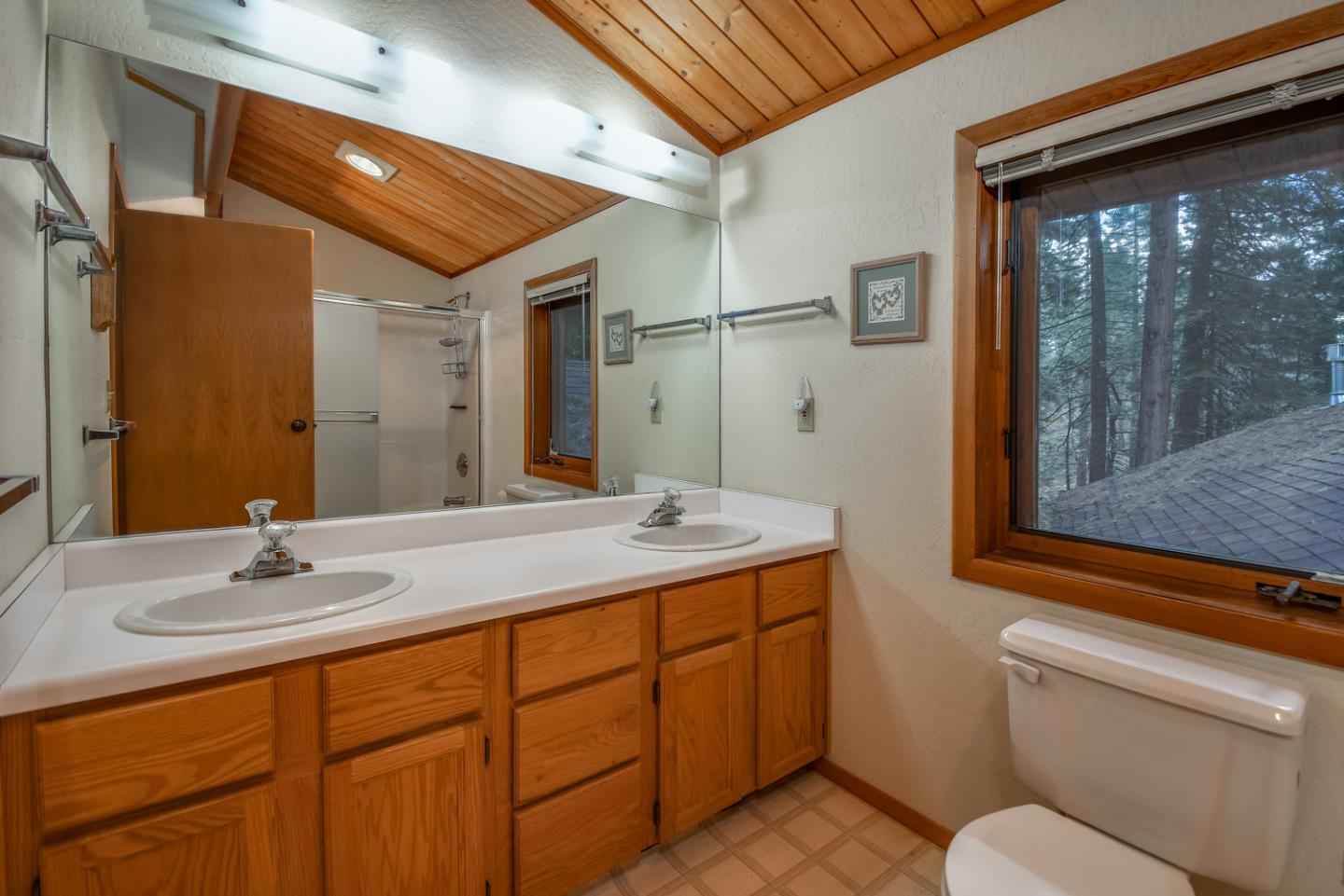 1802 Karock Road Dorrington, CA 95223 - Photo 25 of 45 Gallery Image 25