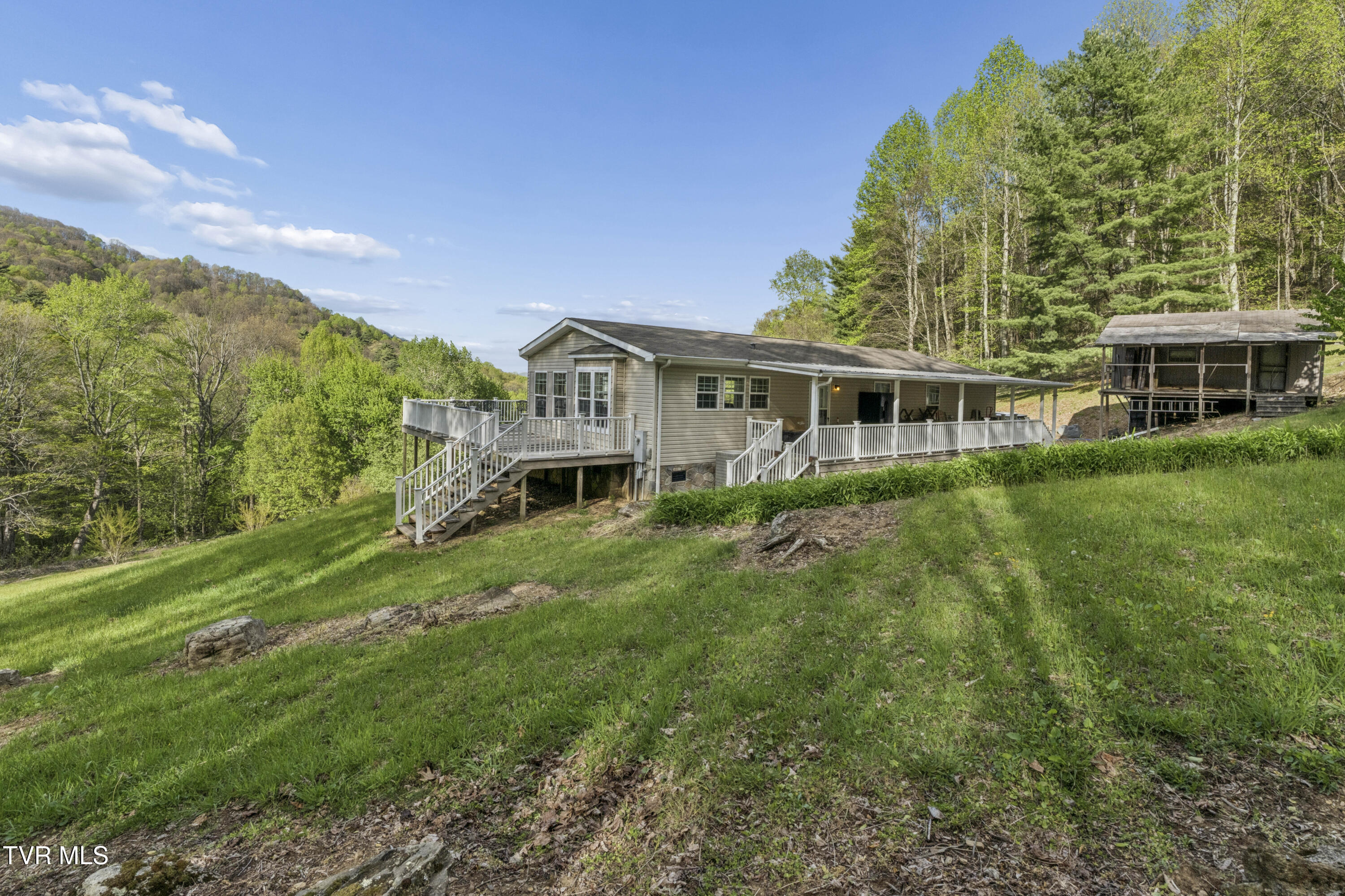 2169 Rice Creek Road Flag Pond, TN 37657 - Photo 42 of 79 Ricecreek-41