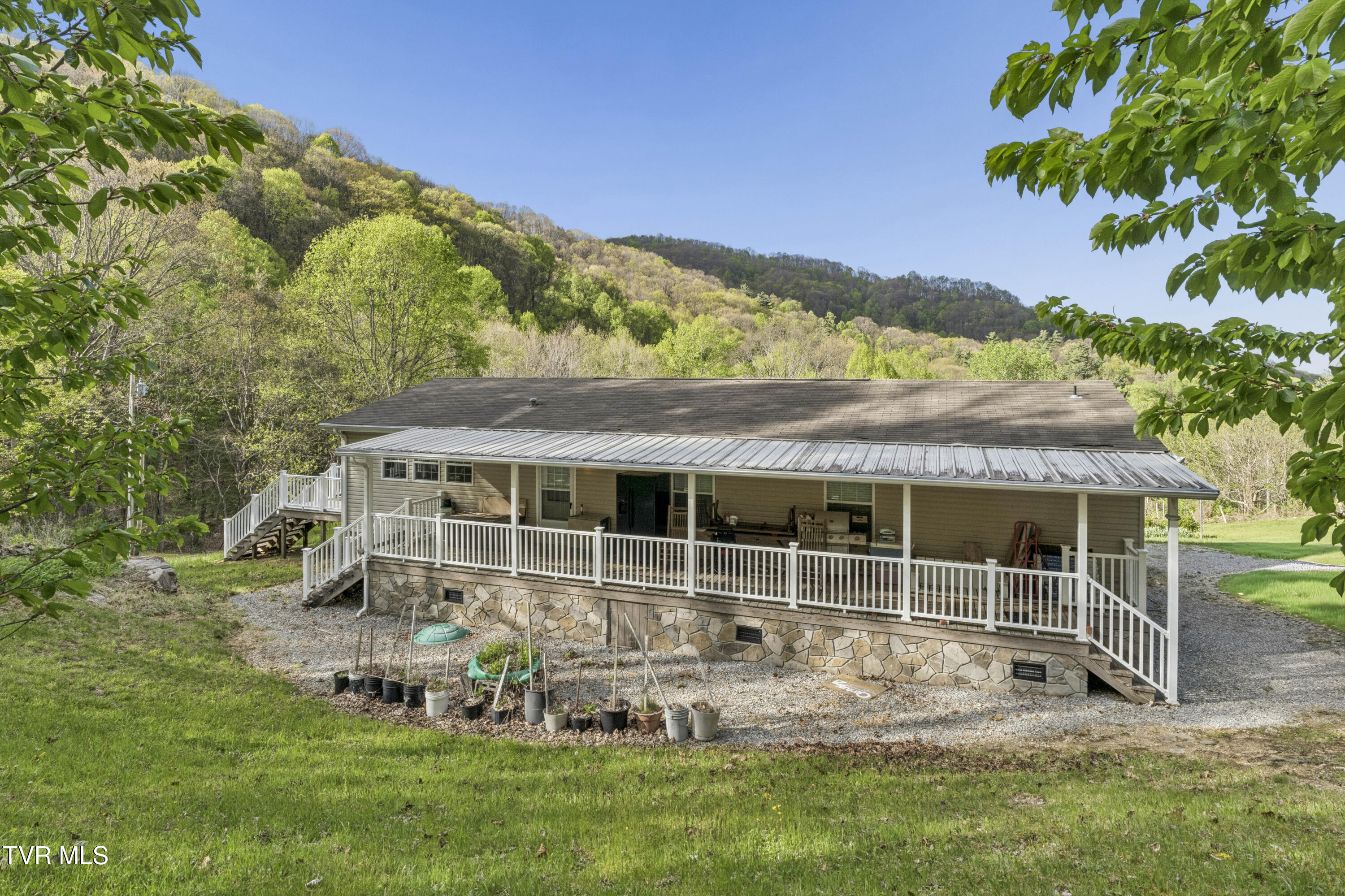 2169 Rice Creek Road Flag Pond, TN 37657 - Photo 50 of 79 Ricecreek-49