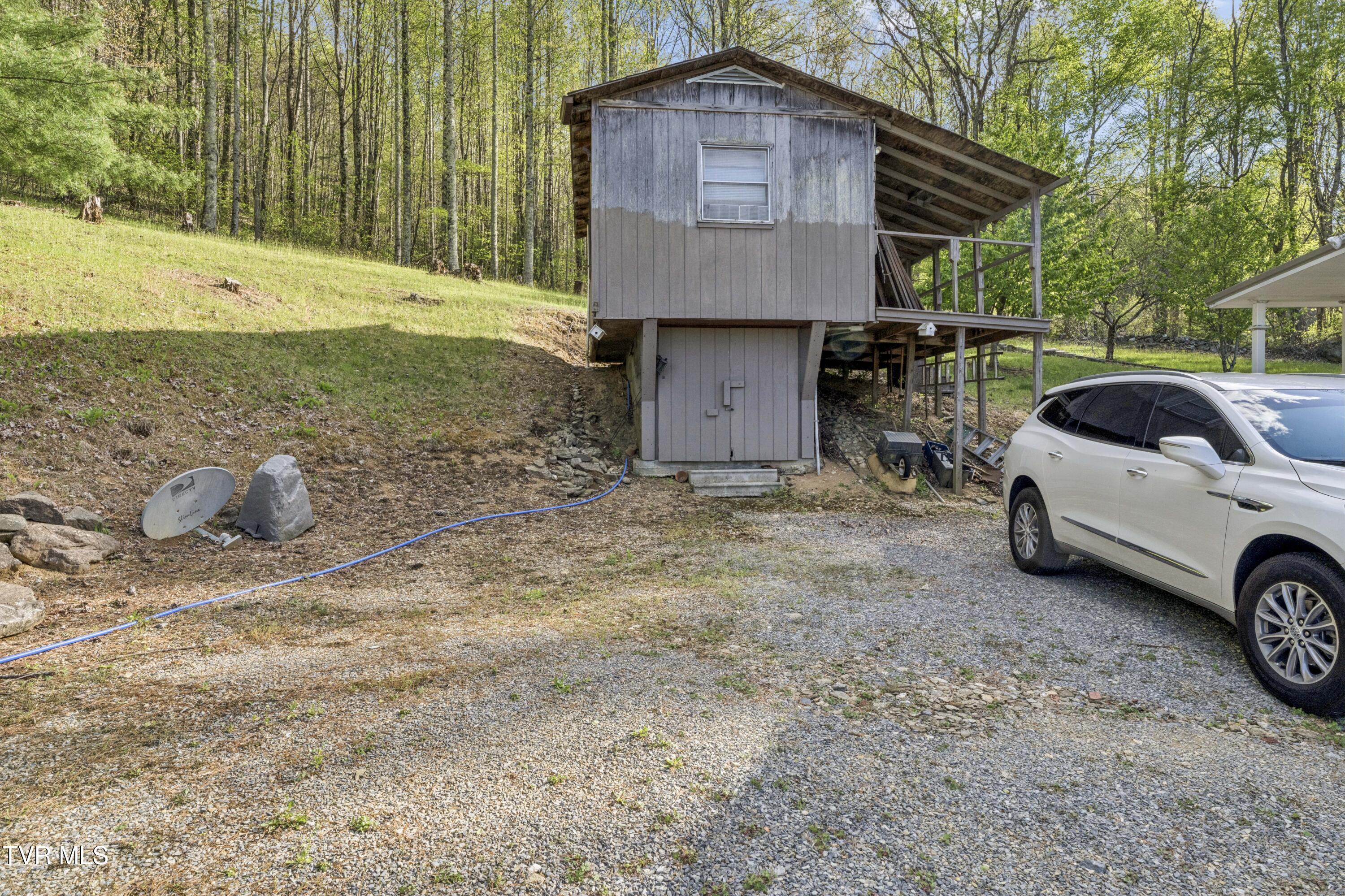 2169 Rice Creek Road Flag Pond, TN 37657 - Photo 54 of 79 Ricecreek-53