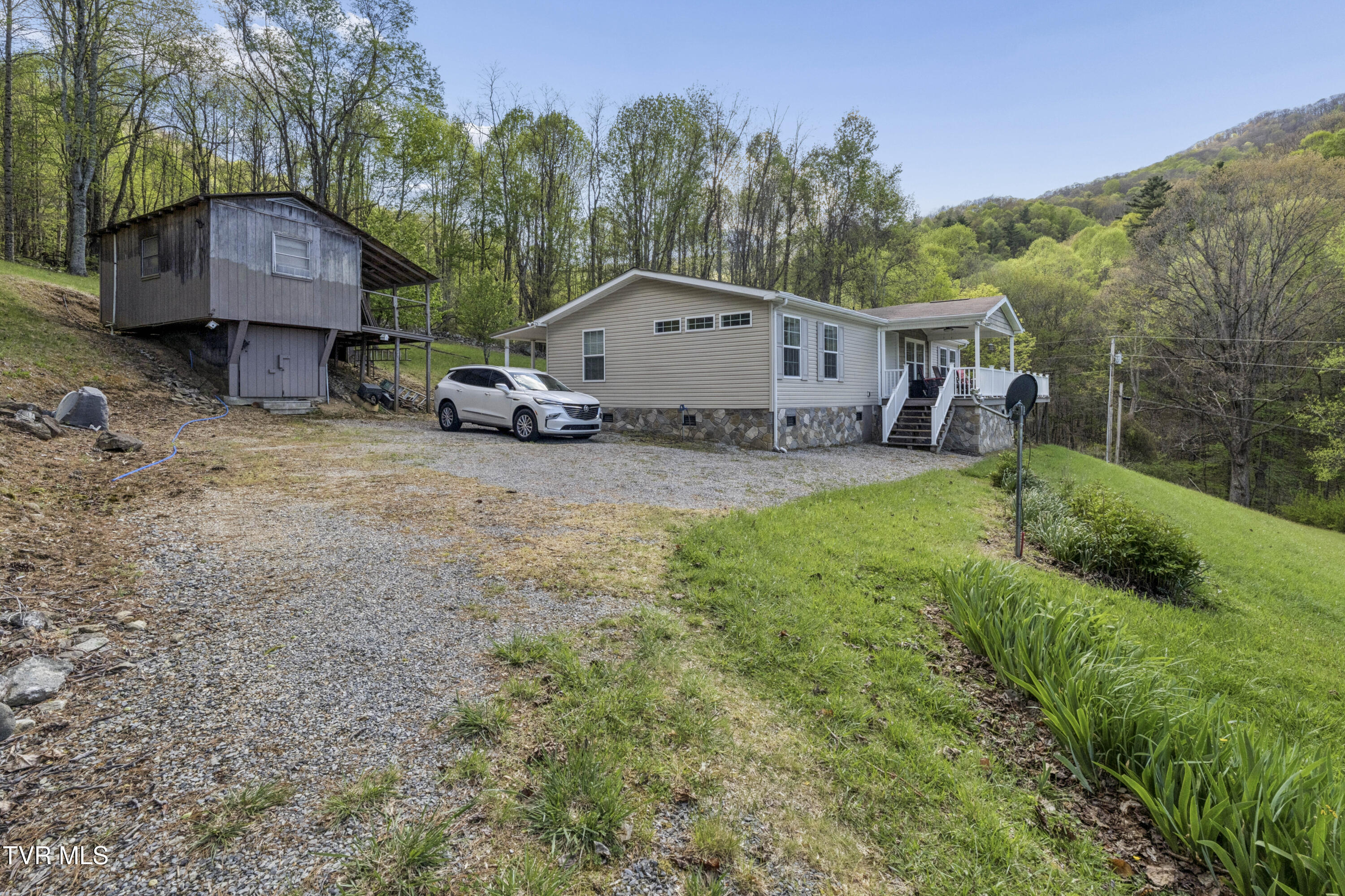 2169 Rice Creek Road Flag Pond, TN 37657 - Photo 56 of 79 Ricecreek-55