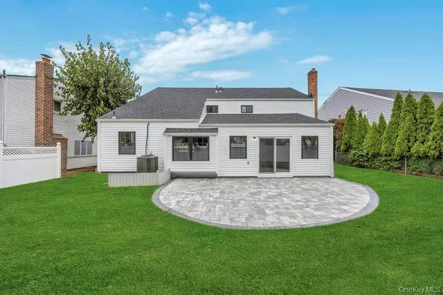 a view of a yard with a trees