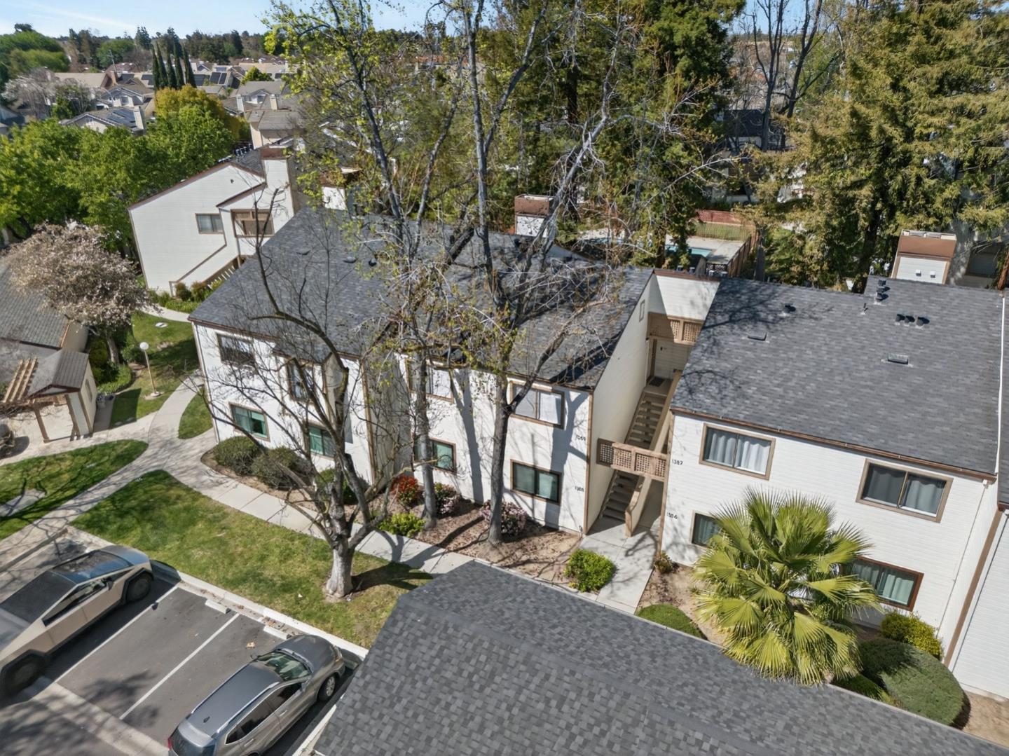 1388 Meadow Ridge Circle San Jose, CA 95131 - Photo 5 of 55