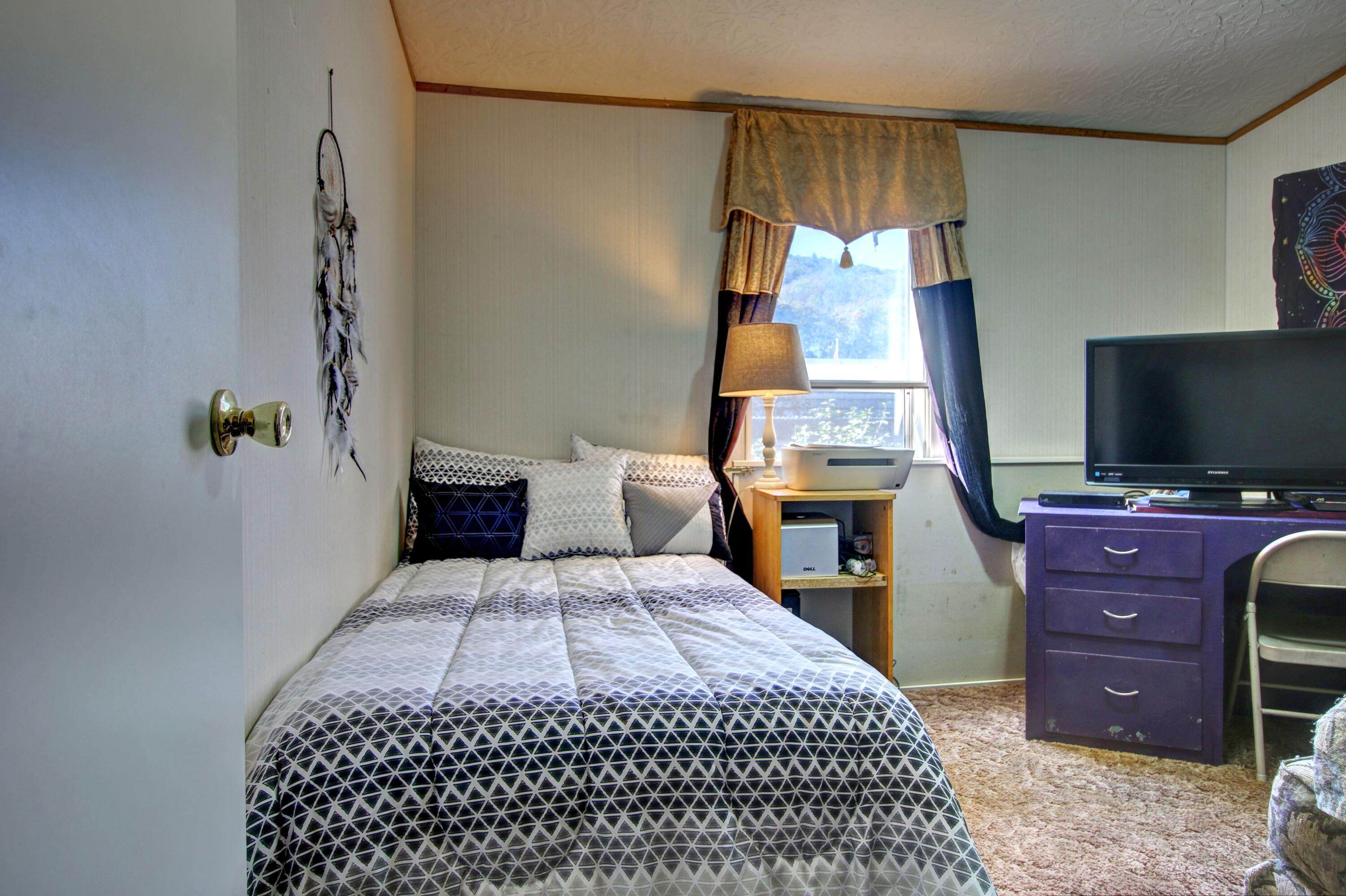 8401 Old Stage Road, Unit 46 Central Point, OR 97502 - Photo 16 of 26 17