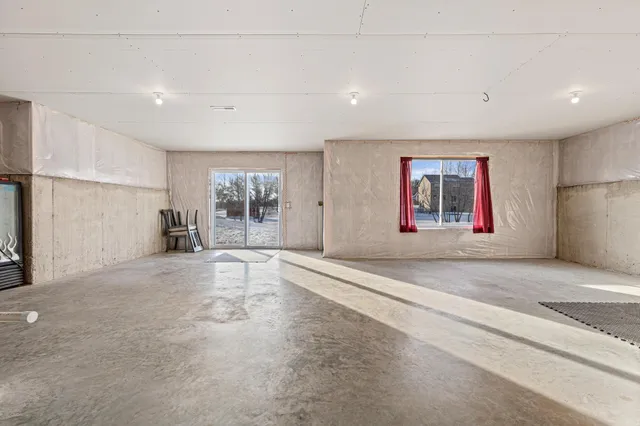 $625,000 | 3634 172nd Lane Northeast, Andover, MN 55304