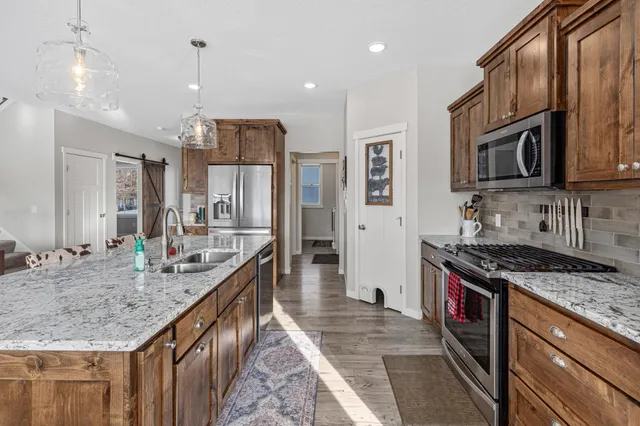 $625,000 | 3634 172nd Lane Northeast, Andover, MN 55304