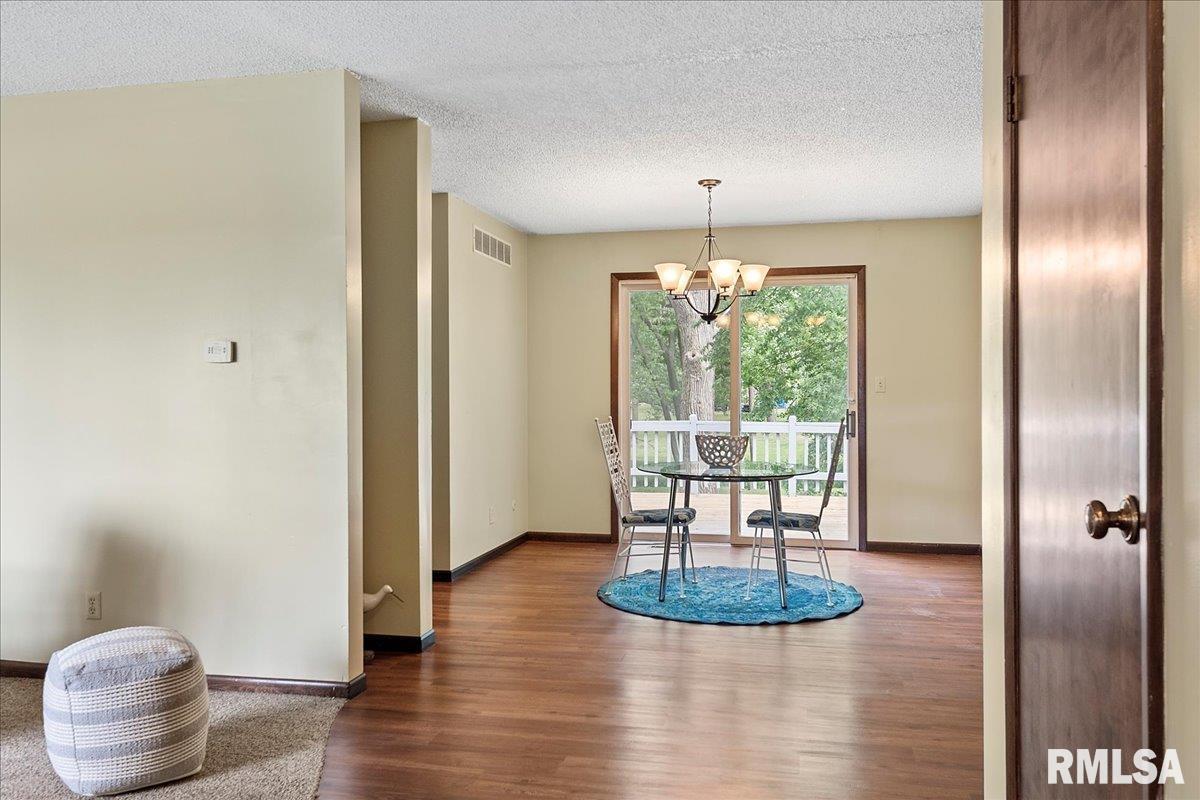 9 Galahad Drive Rochester, IL 62563 - Photo 11 of 66 Gallery Image 11