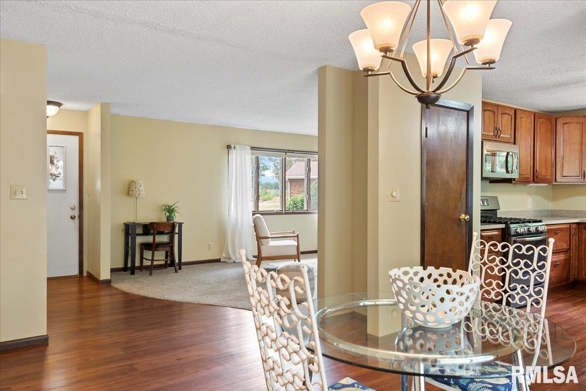9 Galahad Drive Rochester, IL 62563 - Photo 13 of 66 Gallery Image 13