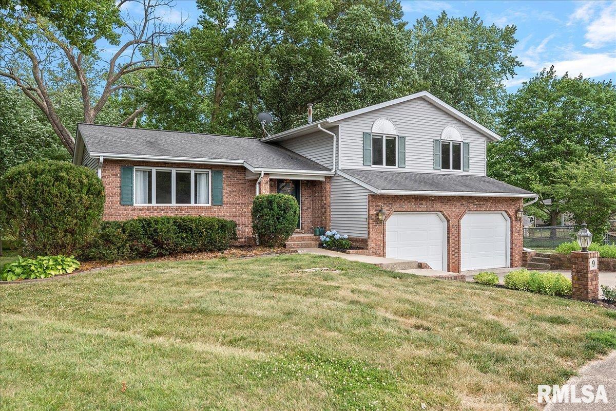 9 Galahad Drive Rochester, IL 62563 - Photo 3 of 66 Gallery Image 3