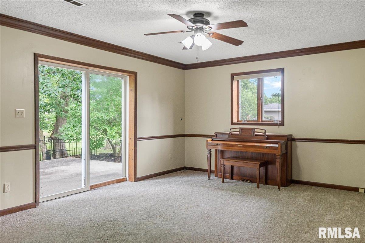 9 Galahad Drive Rochester, IL 62563 - Photo 32 of 66 Gallery Image 32