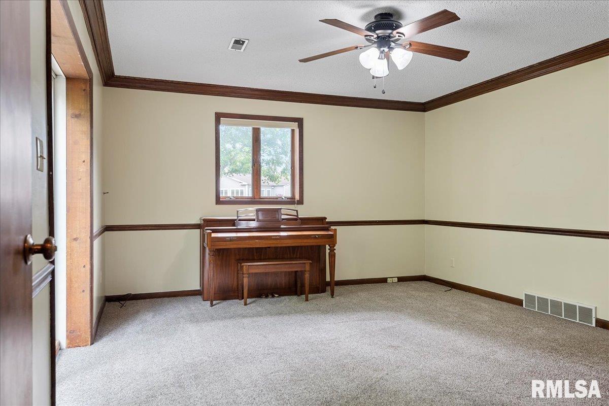 9 Galahad Drive Rochester, IL 62563 - Photo 35 of 66 Gallery Image 35