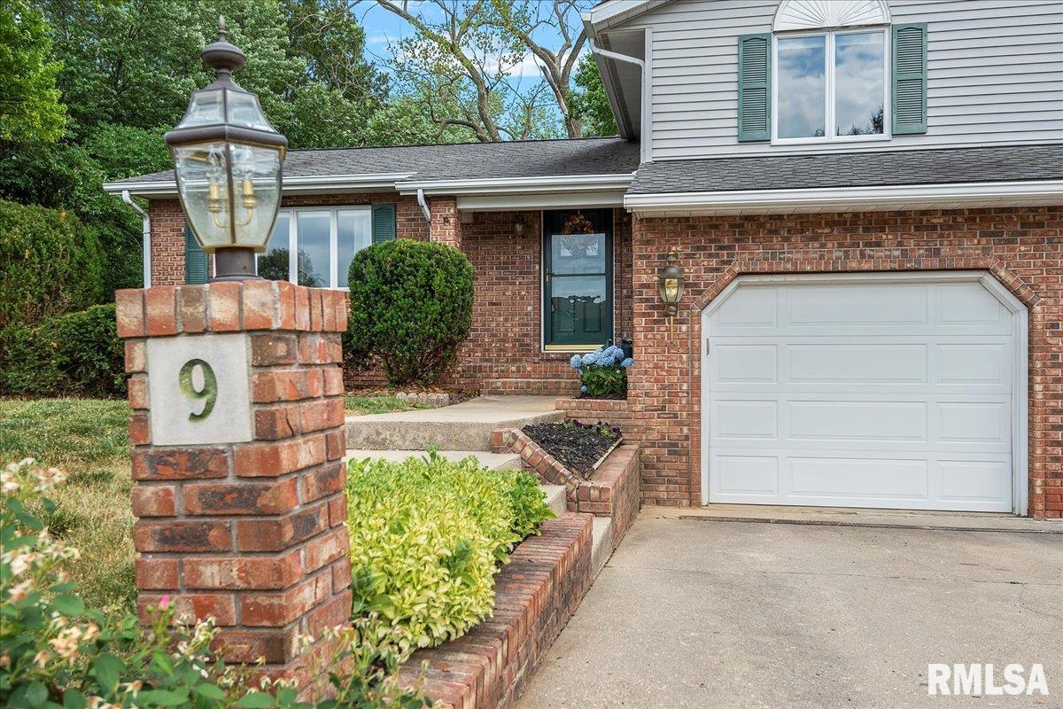 9 Galahad Drive Rochester, IL 62563 - Photo 5 of 66 Gallery Image 5