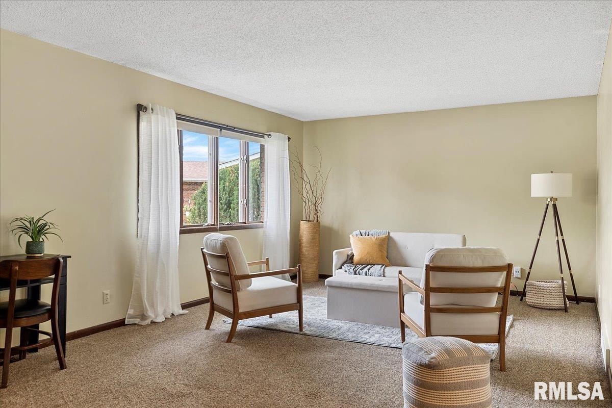 9 Galahad Drive Rochester, IL 62563 - Photo 7 of 66 Gallery Image 7