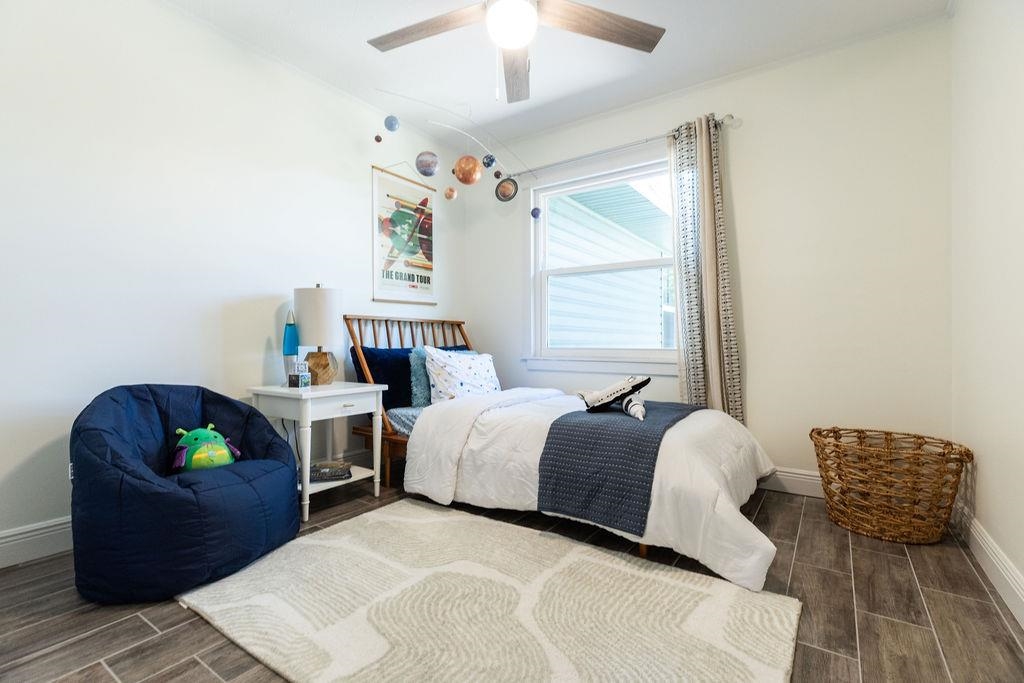 112 Drake Road St. Augustine, FL 32086 - Photo 35 of 59 a bedroom with a bed and window