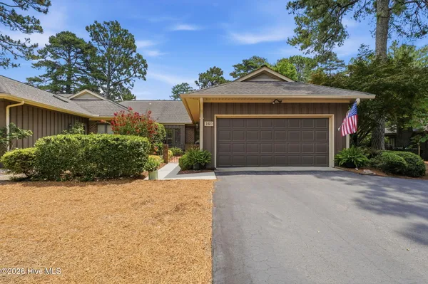 $469,900 | 160 Fairway Drive, Pinehurst, NC 28374
