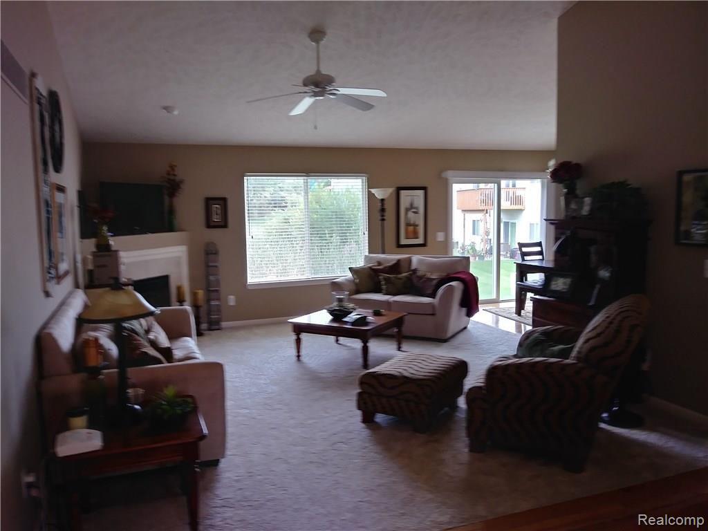 51 Sedum Road, Unit 144 Howell, MI 48843 - Photo 17 of 55 20180816_101917_HDR.jpg