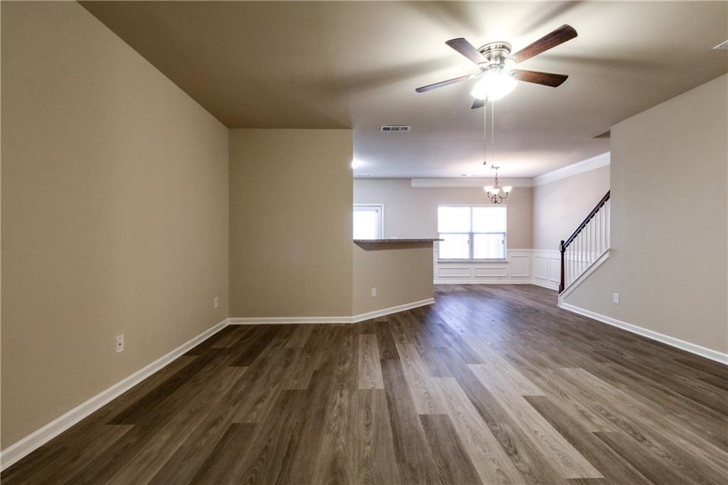 606 Oakside Place Acworth, GA 30102 - Photo 2 of 33