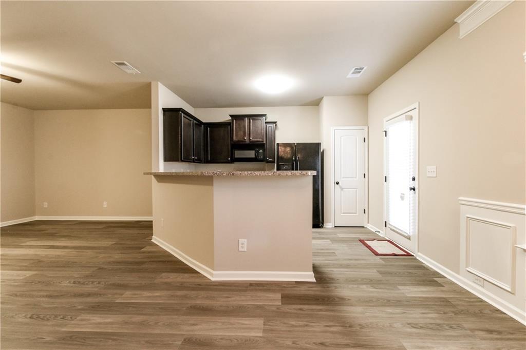 606 Oakside Place Acworth, GA 30102 - Photo 7 of 33