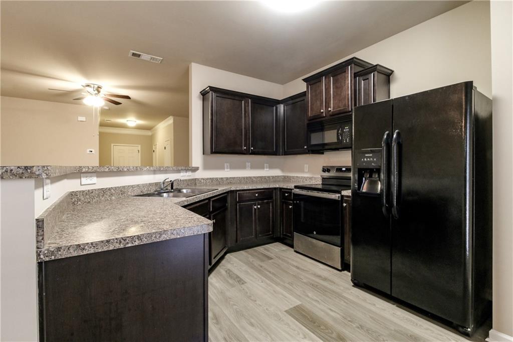 606 Oakside Place Acworth, GA 30102 - Photo 8 of 33