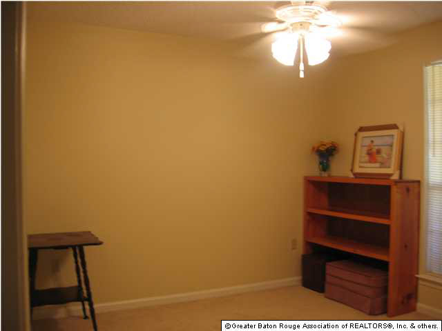 5516 Highland Ridge Drive Baton Rouge, LA 70817 - Photo 12 of 14 Gallery Image 12