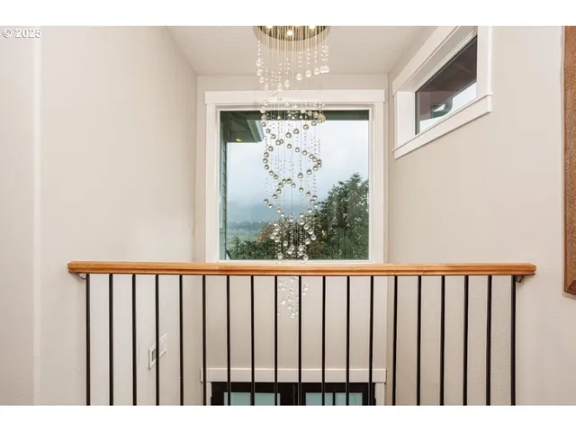 $935,000 | 4300 Old Pacific Highway South, Kelso, WA 98626