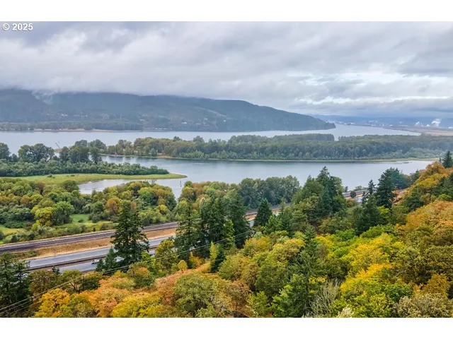 $935,000 | 4300 Old Pacific Highway South, Kelso, WA 98626