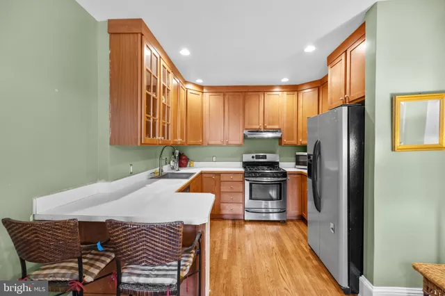 $350,000 | 3600 Connecticut Avenue Northwest, Unit 202, Washington, DC 20008