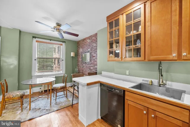 $350,000 | 3600 Connecticut Avenue Northwest, Unit 202, Washington, DC 20008