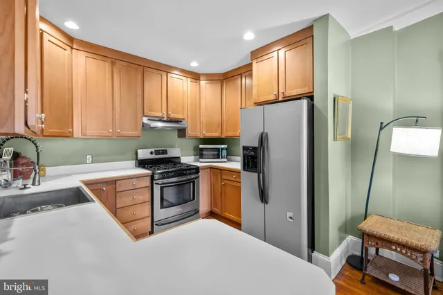 $350,000 | 3600 Connecticut Avenue Northwest, Unit 202, Washington, DC 20008