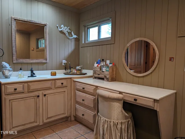 $3,500 | 170 Joy Drive, Johnson City, TN 37601