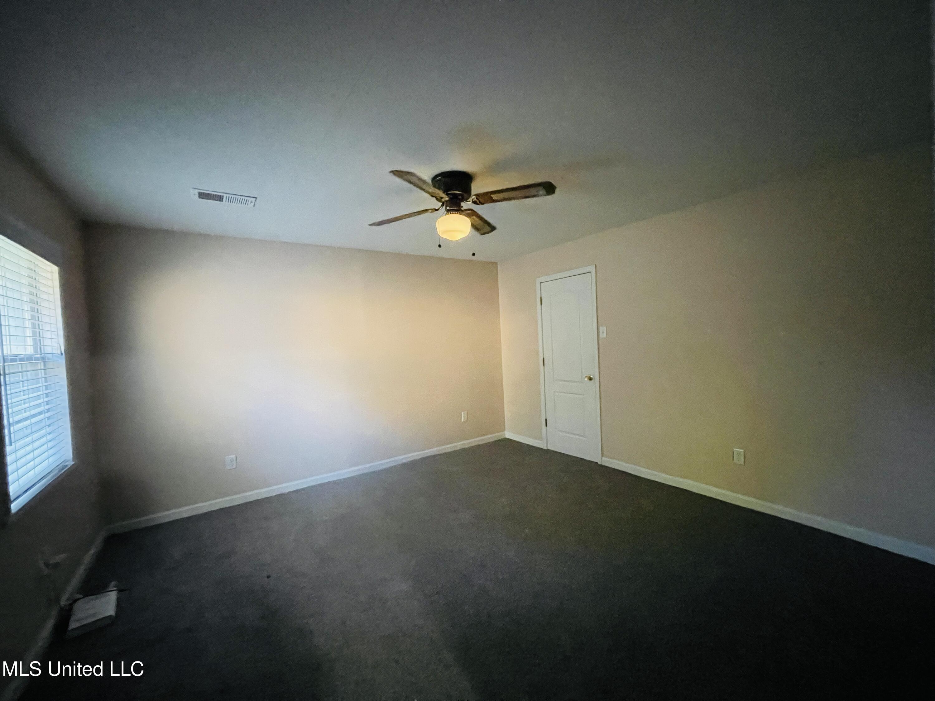 903 Shinault Road Byhalia, MS 38611 - Photo 36 of 42 IMG_3404