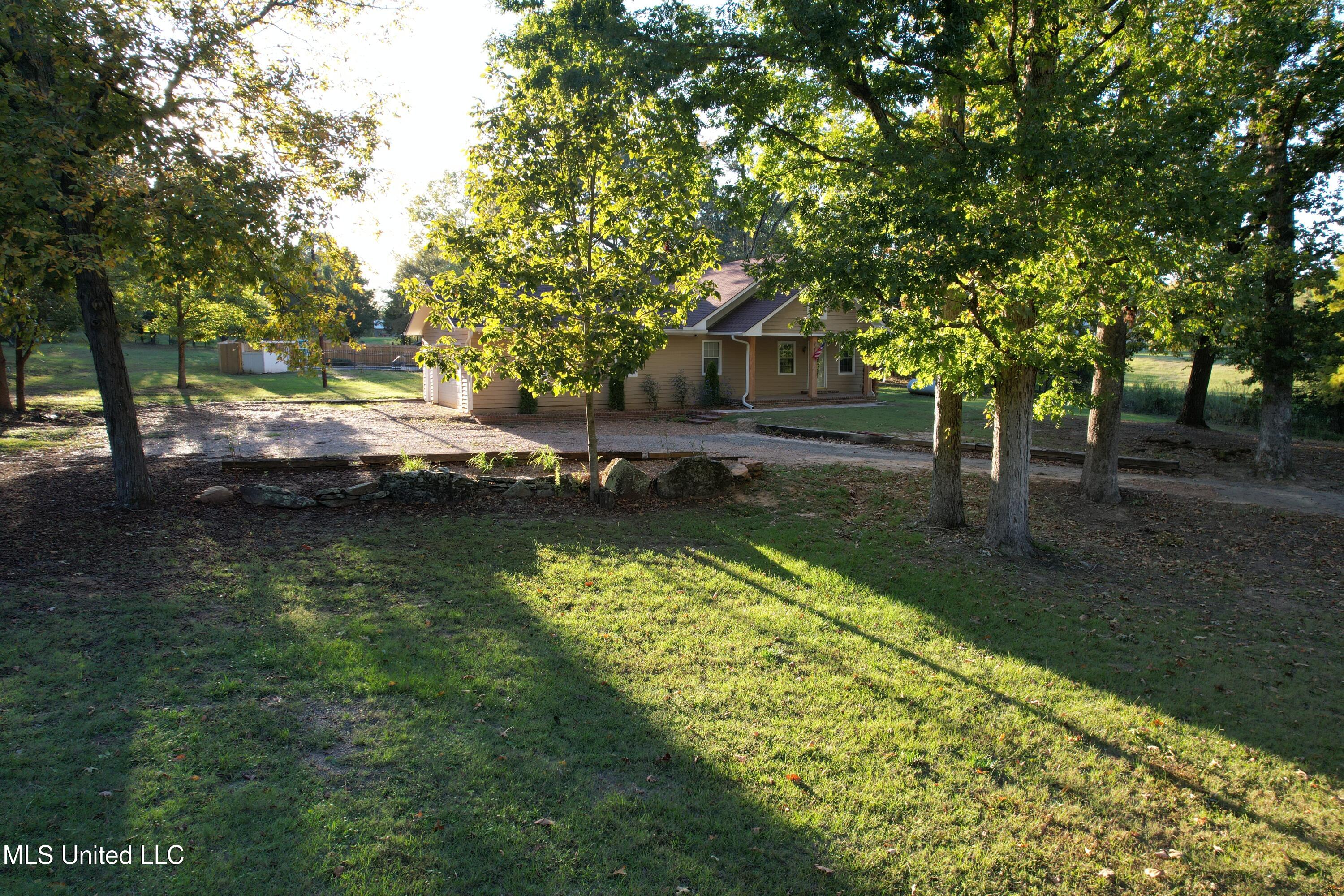 903 Shinault Road Byhalia, MS 38611 - Photo 42 of 42 DJI_0374