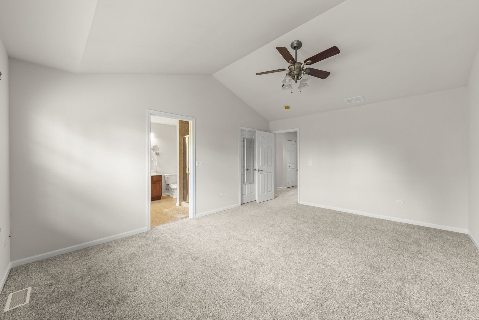 26500 Rustling Birch Way Plainfield, IL 60585 - Photo 20 of 37 a view of an empty room