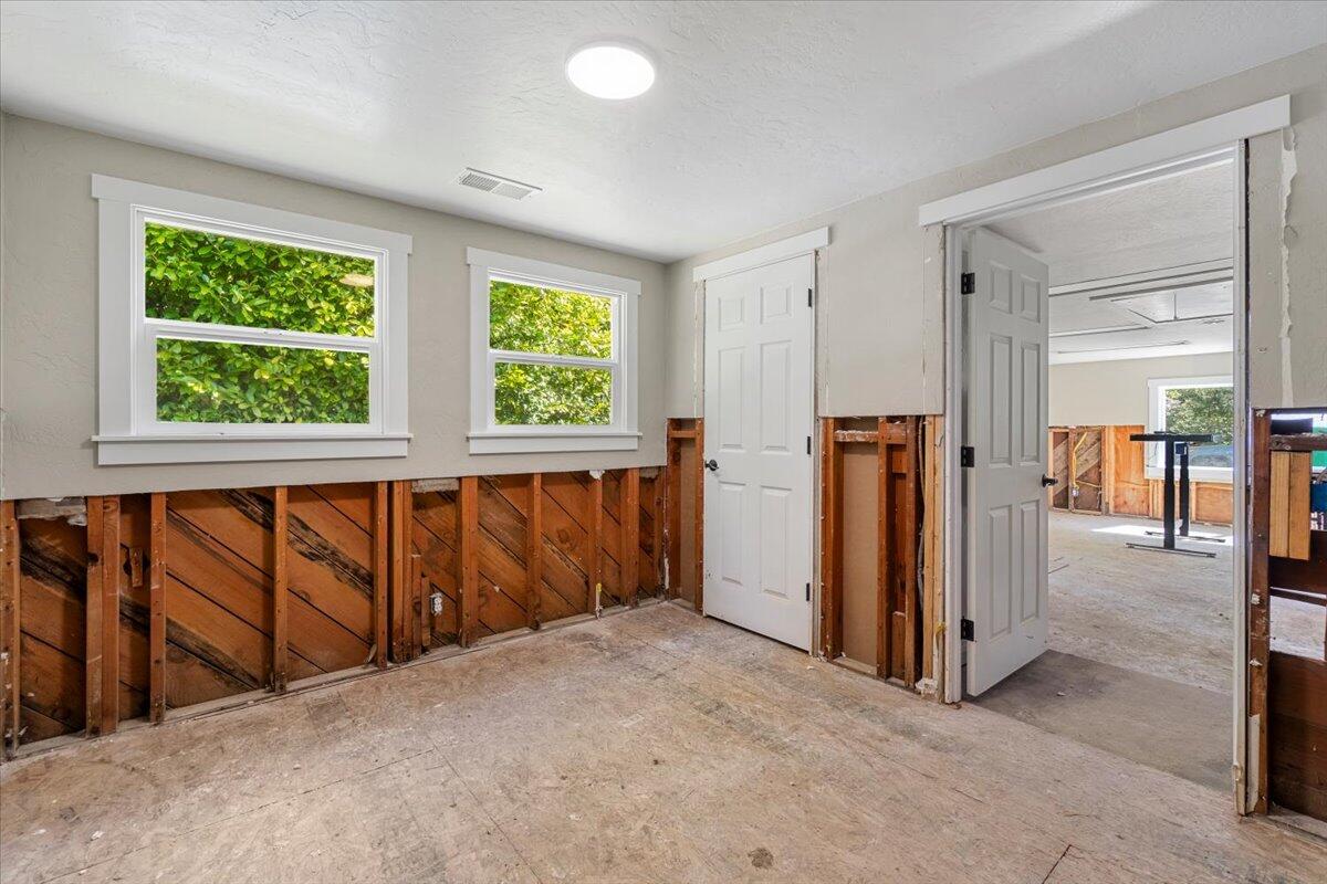 1960 Freshwater Road Eureka, CA 95503 - Photo 23 of 55
